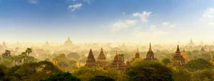 Tempestade de poeira desce sobre os templos de Bagan, em Mianmar.