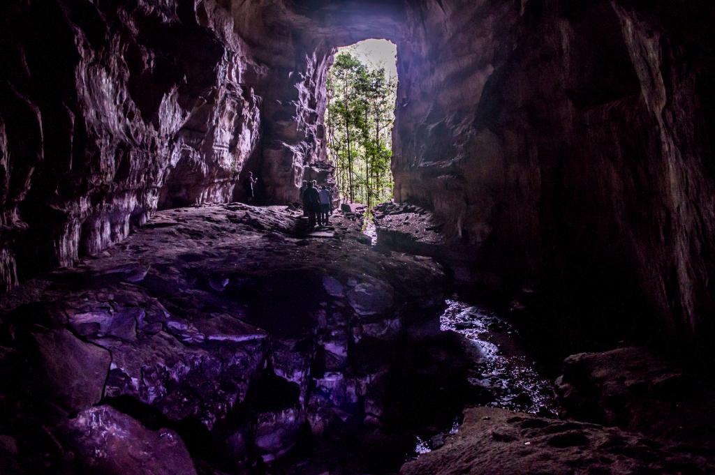 Entrada da Caverna Kiogo Brado Foto Gcom - MT - Rafaella Zanol