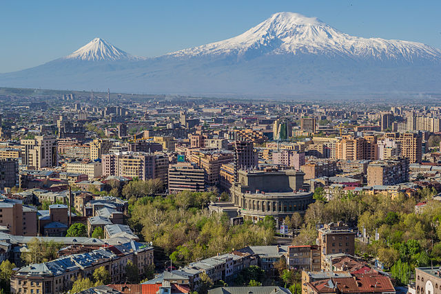 Mounte Ararat e Ierevan - Foto Wikimedia