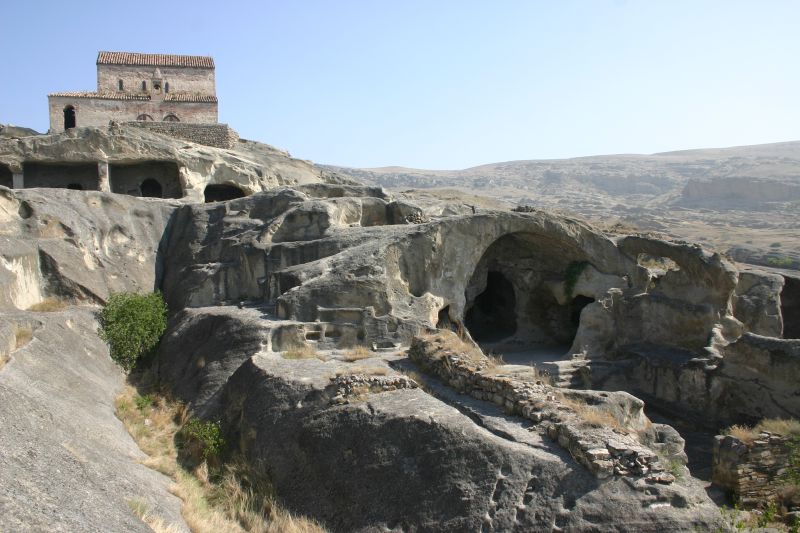 Uplistsikhe Cave - Cidade de Gori, Georgia  - Foto Wikimedia.jpg
