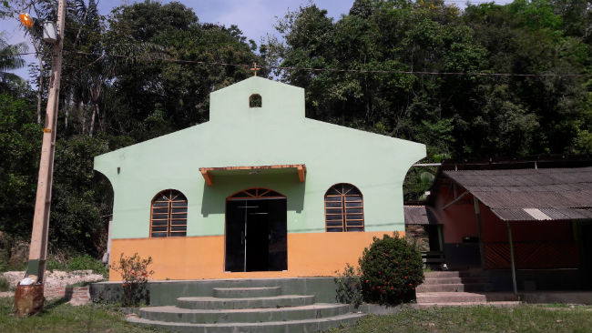 Igreja na Comunidade de Santa Luiza - Web (1)